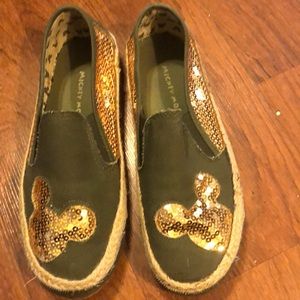 Mickey Mouse canvas sneakers by Avon gray with gold sequins.size 9